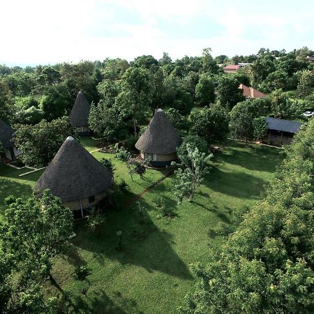 Tusubira Village Jinja Exterior photo