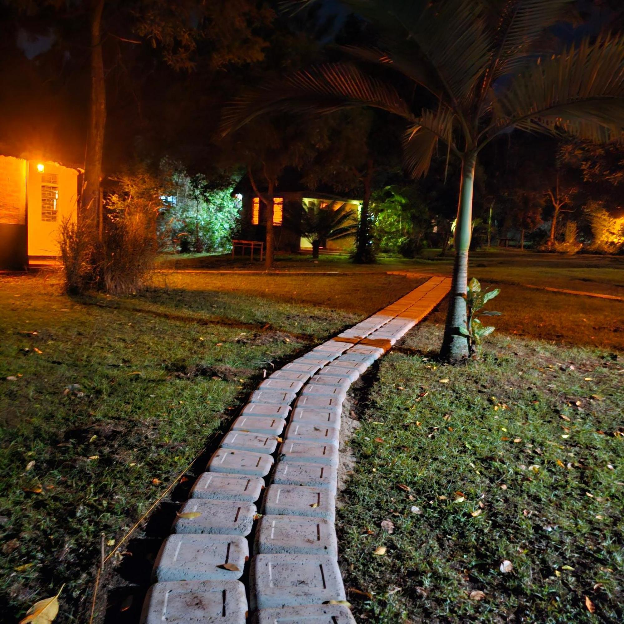 Tusubira Village Jinja Exterior photo